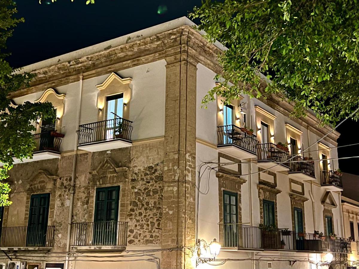 Cortile Umberto I Bed & Breakfast Cefalu Exterior photo